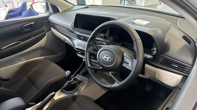 Hyundai i20 1.0T GDi 90 Tech Line 5dr Petrol Hatchback - Image 11